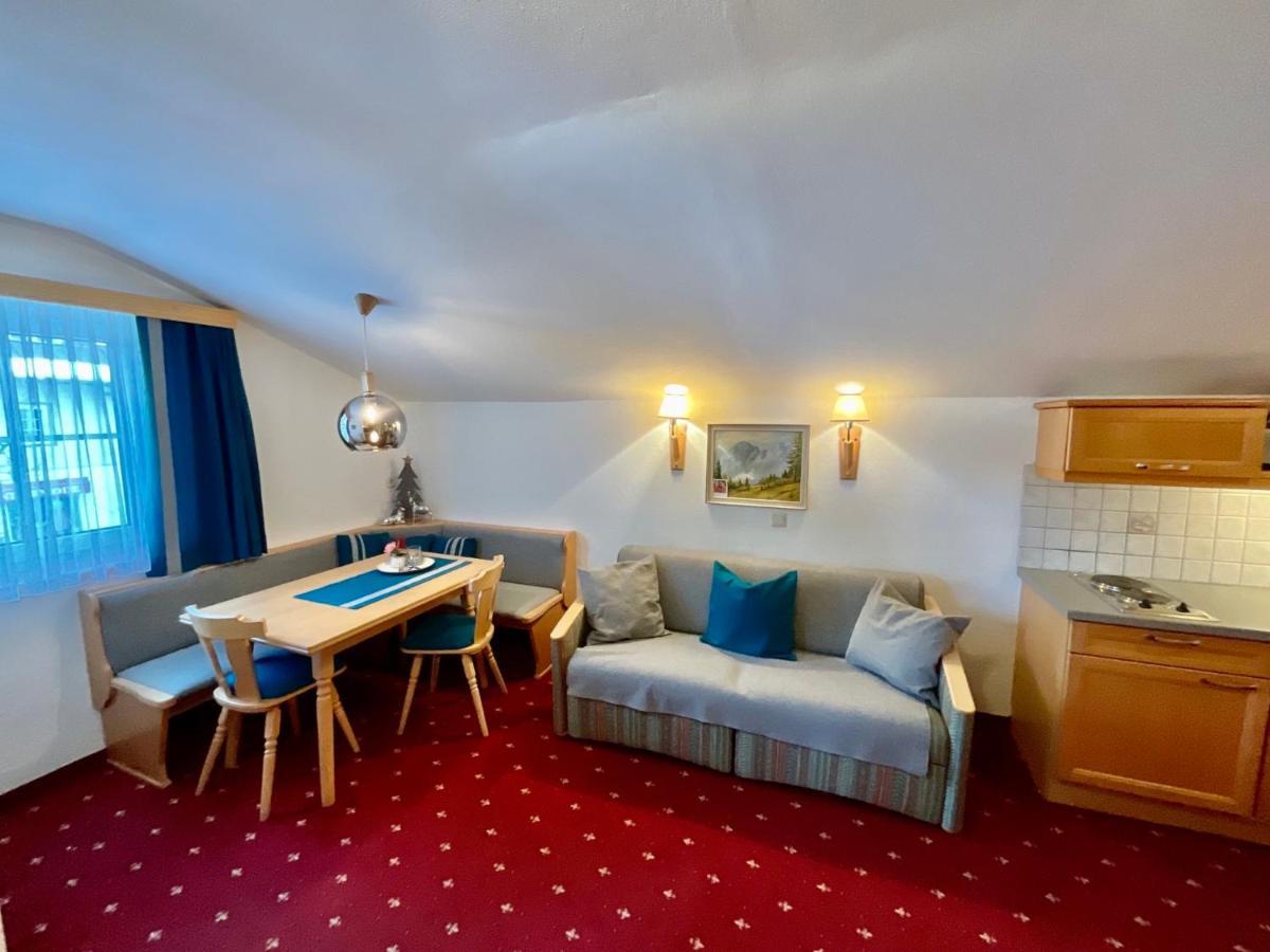 Appartements Die Bergretter Ramsau am Dachstein Luaran gambar